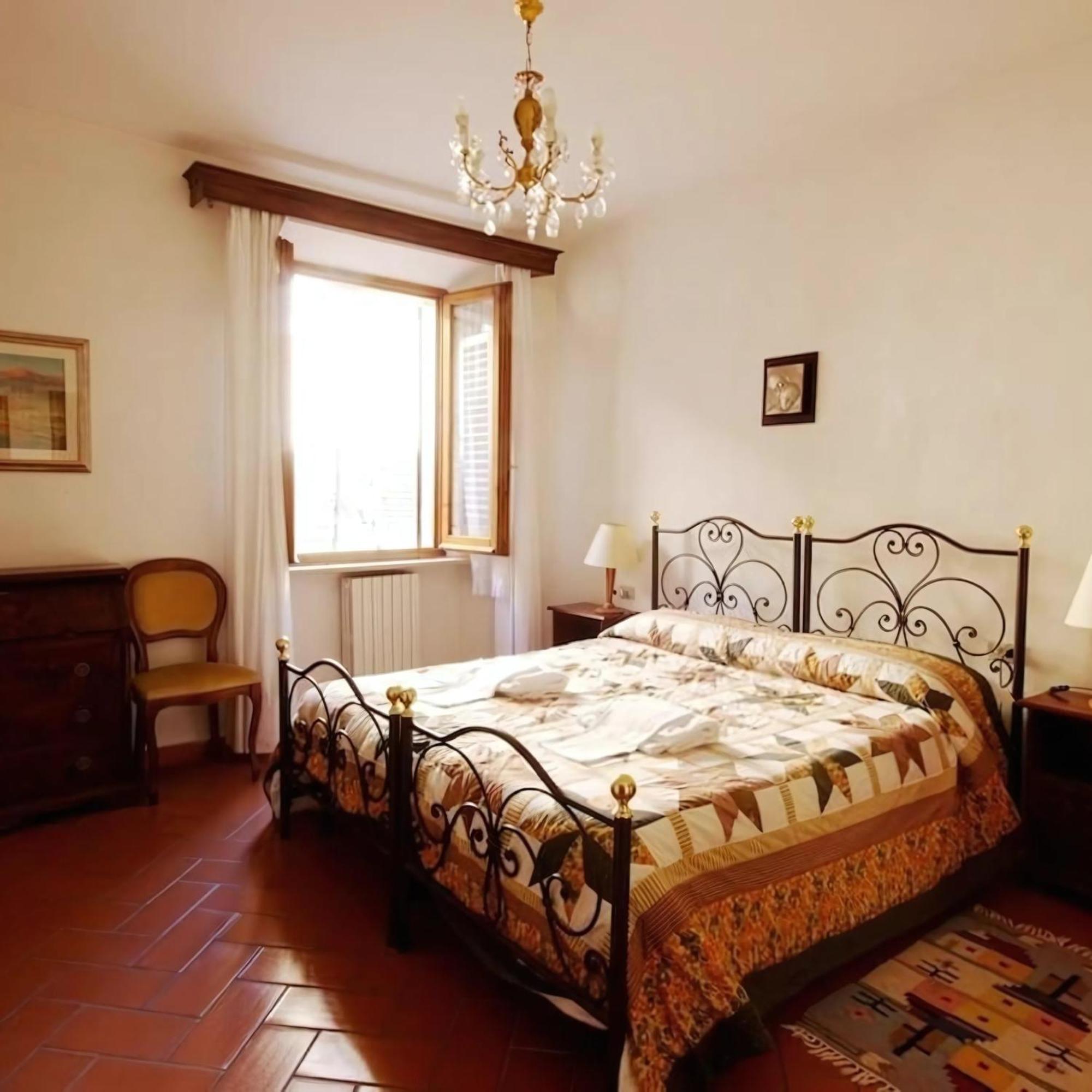 Locanda Il Pino Сан Джиминяно Екстериор снимка
